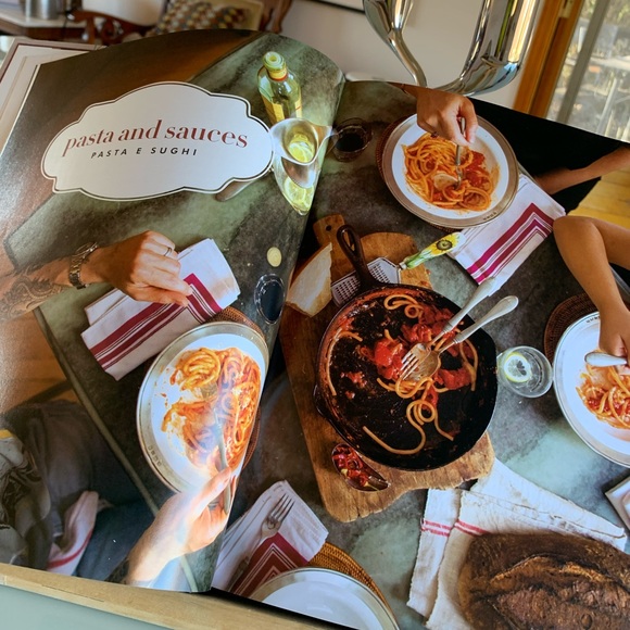 Italian Recipe Book- Extra Virgin - Picture 6 of 11